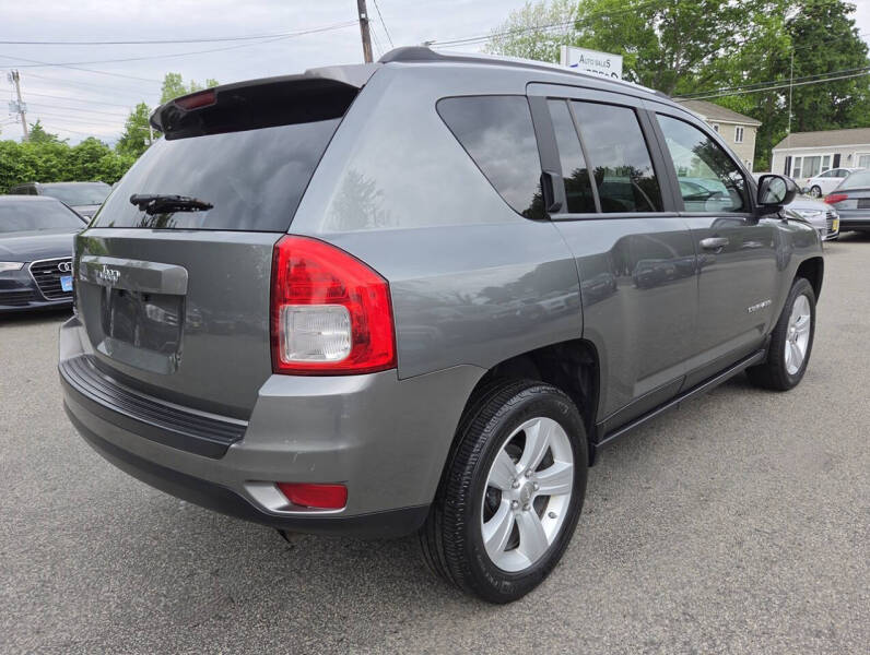 2012 Jeep Compass Sport