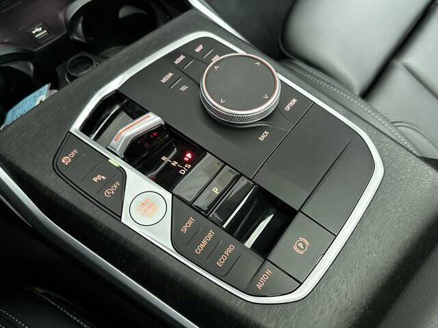 2024 BMW 3 Series 330i xDrive