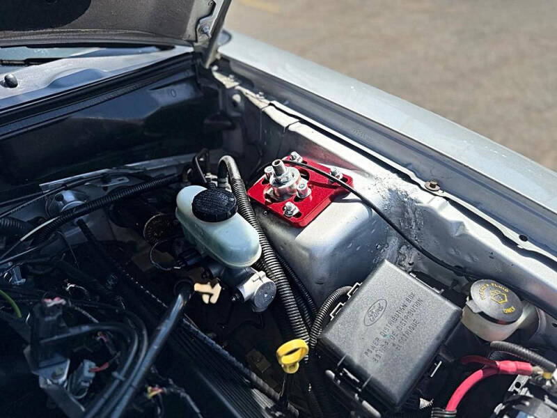 2002 Ford Mustang GT Deluxe