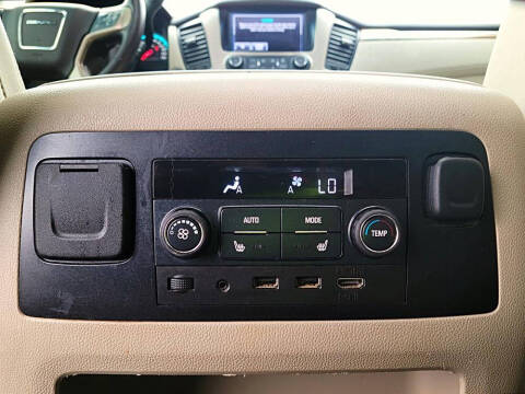 2017 GMC Yukon XL Denali