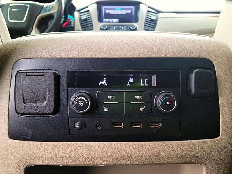 2017 GMC Yukon XL Denali