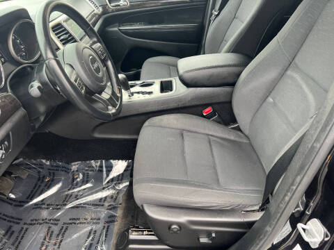 2012 Jeep Grand Cherokee Laredo
