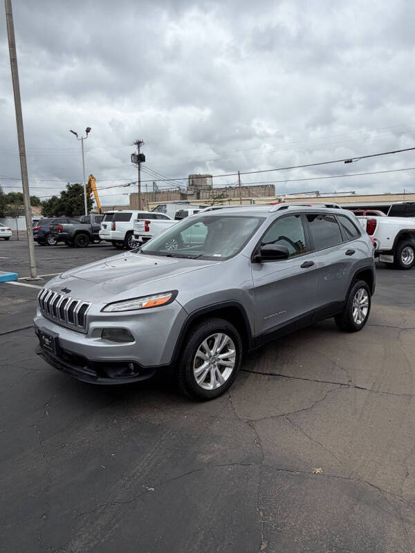2015 Jeep Cherokee Sport
