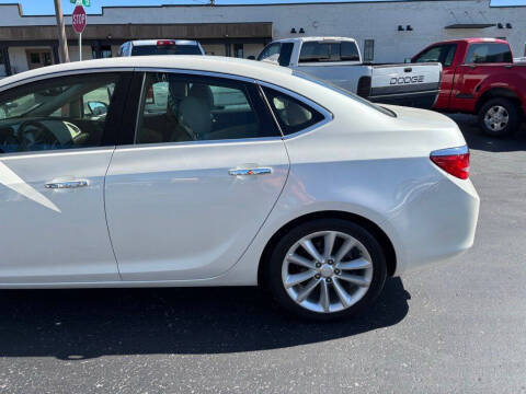 2012 Buick Verano Leather Group