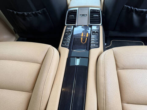 2013 Porsche Panamera