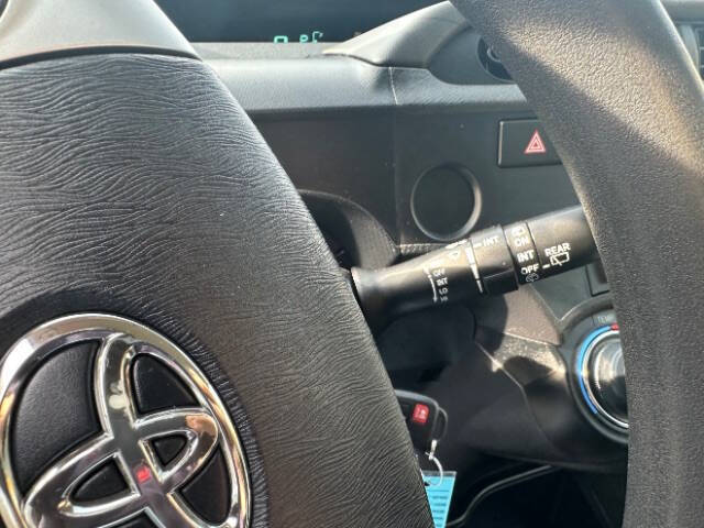 2014 Toyota Prius c Three