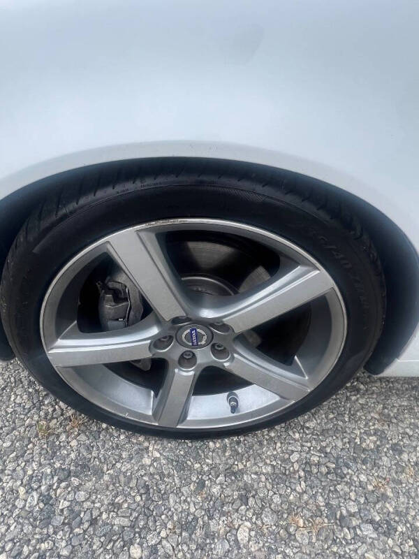 2011 Volvo C70 T5
