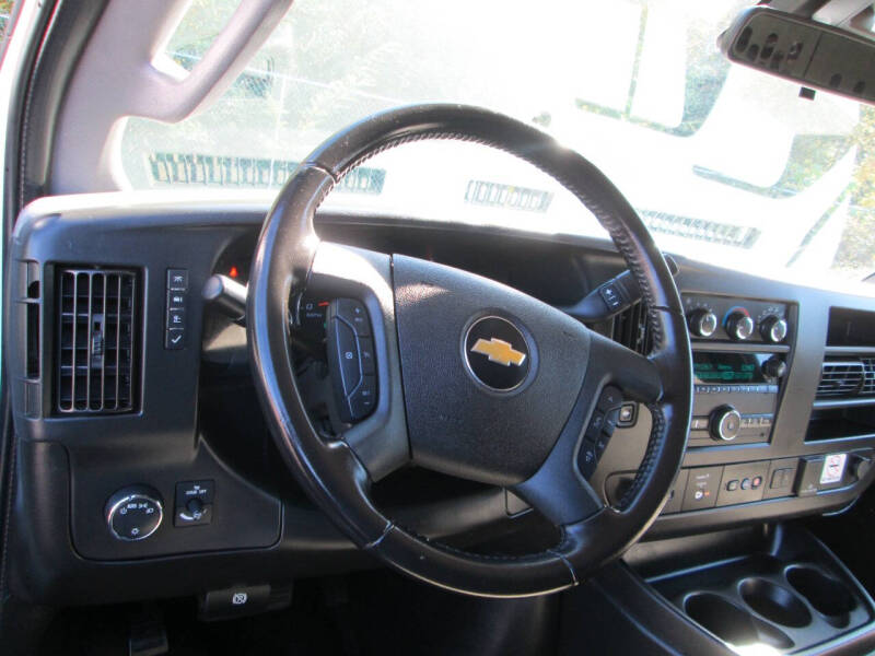 2020 Chevrolet Express 2500