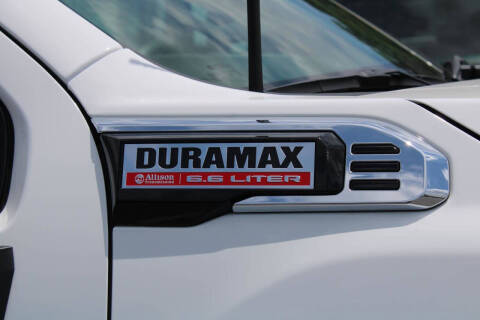 2025 GMC Sierra 3500HD CC Pro