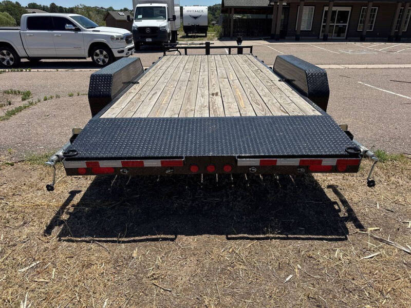 2024 PJ Trailers CC182