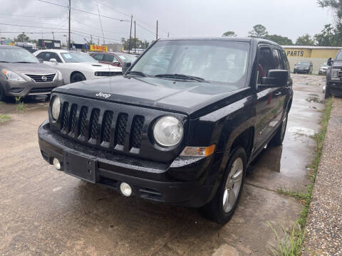 2014 Jeep Patriot for sale at Sam's Auto Sales in Houston TX