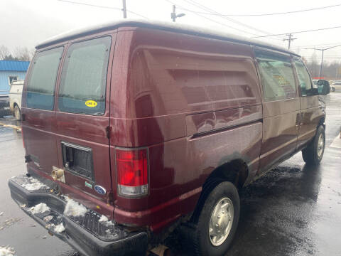 2011 Ford E-Series E-350 SD