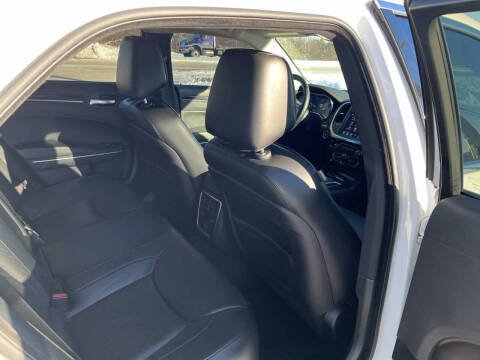 2018 Chrysler 300 Limited