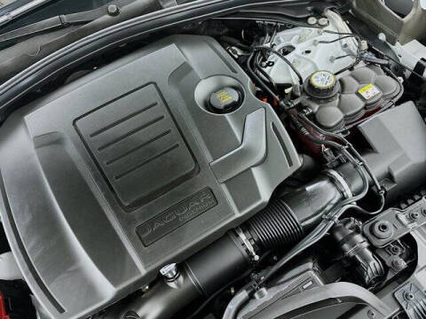 2024 Jaguar F-PACE P250 R-Dynamic S