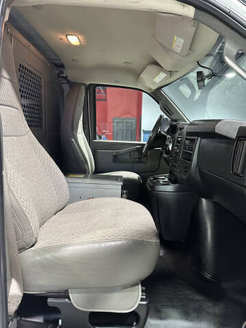 2019 Chevrolet Express 2500