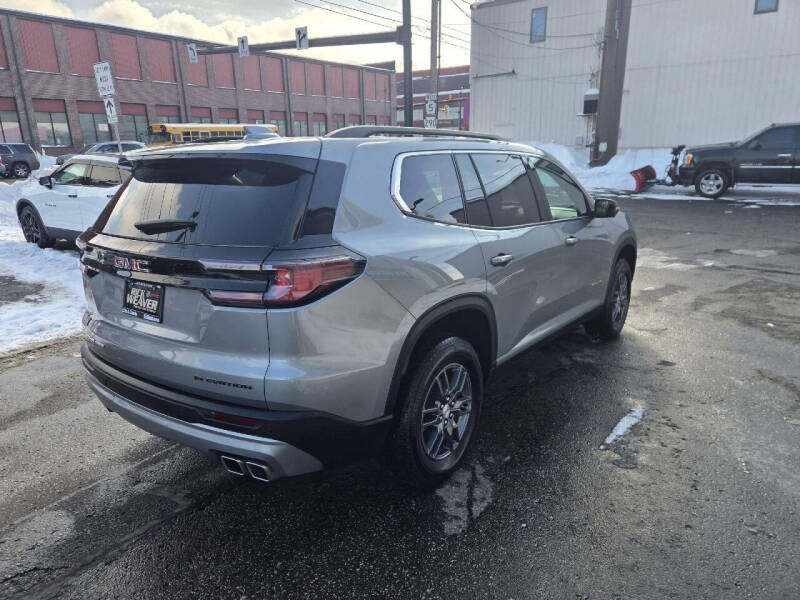 2025 GMC Acadia Elevation