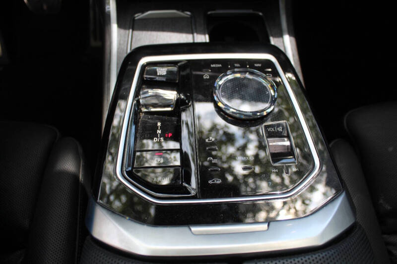 2024 BMW 7 Series 740i xDrive