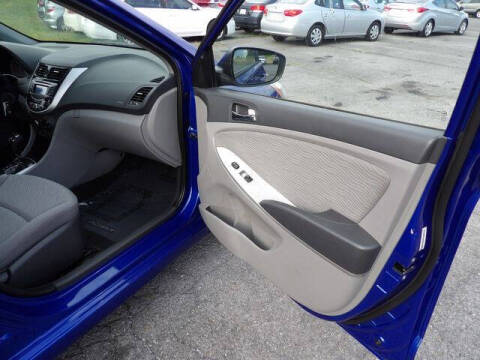 2012 Hyundai Accent GLS