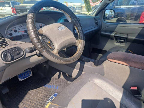 2004 Ford Explorer Sport Trac XLT