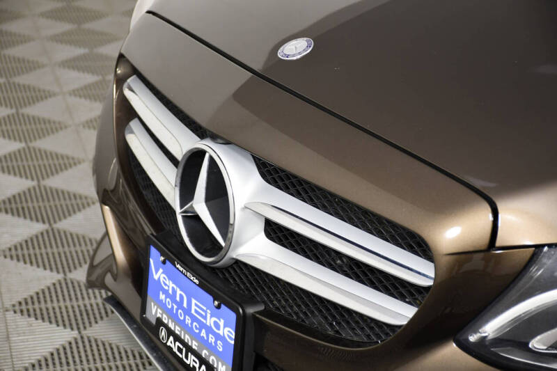 2016 Mercedes-Benz C-Class