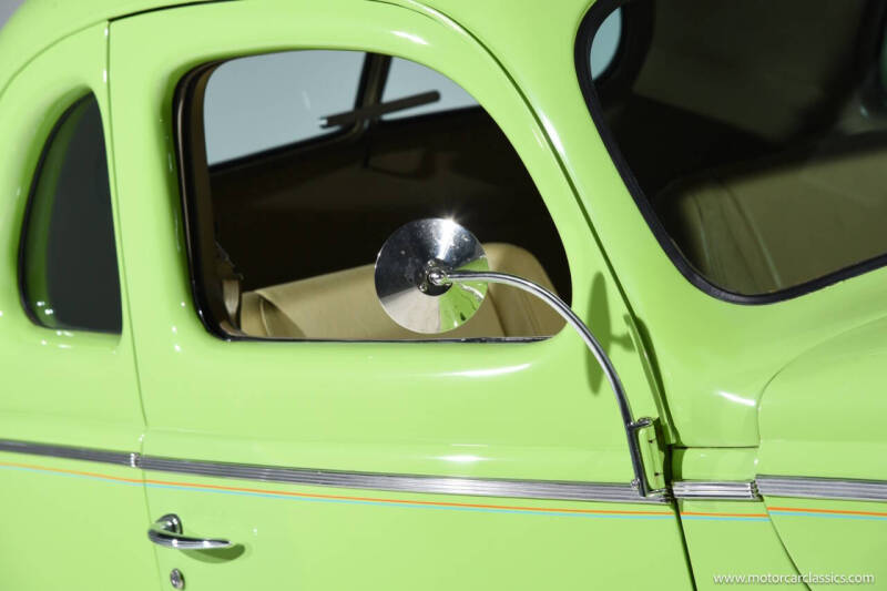 1940 Ford Deluxe