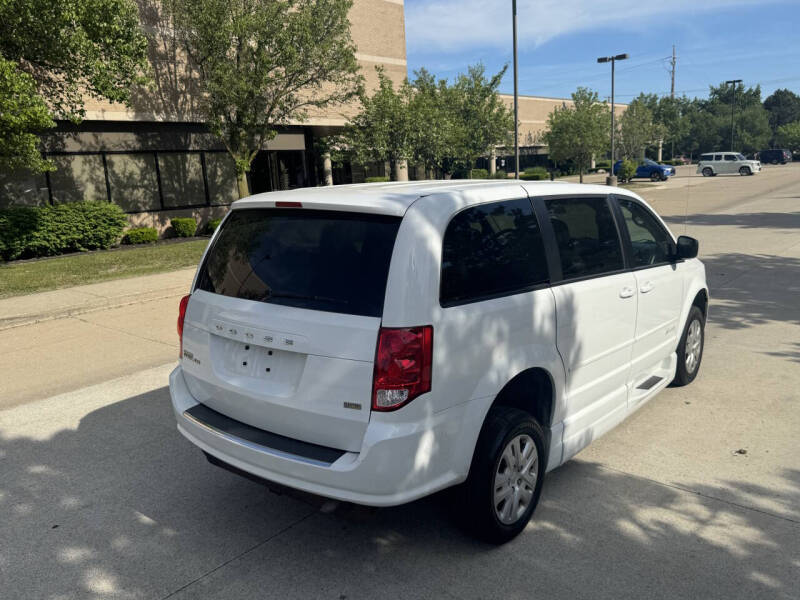 2016 Dodge Grand Caravan SE