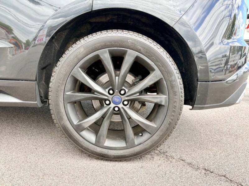 2015 Ford Edge Sport