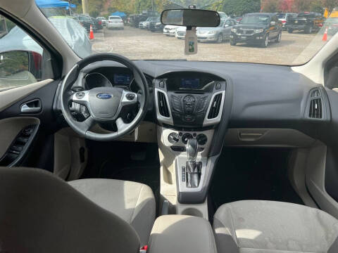 2014 Ford Focus SE
