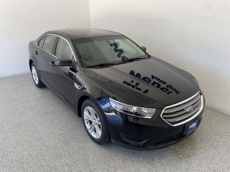 2017 Ford Taurus SE