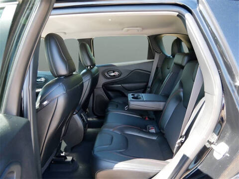 2022 Jeep Cherokee Trailhawk