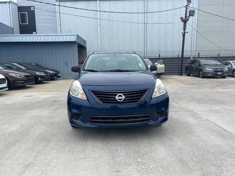 2013 Nissan Versa 1.6 S Plus