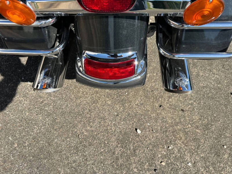 2009 Harley-Davidson FLHTCU -