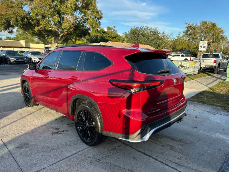 2023 Toyota Highlander XSE photo 6