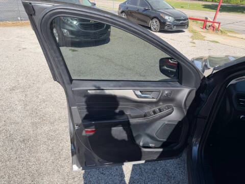2021 Ford Escape SEL