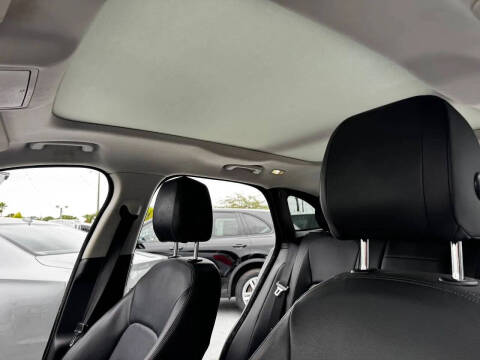 2017 Jaguar F-PACE 35t