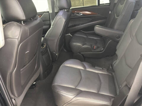 2020 Cadillac Escalade Luxury