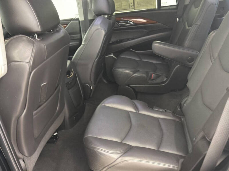 2020 Cadillac Escalade Luxury