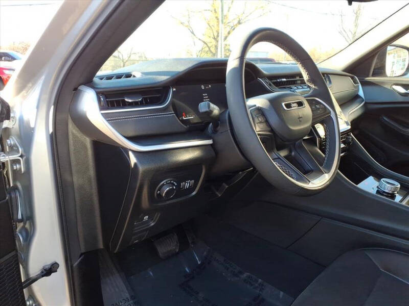 2024 Jeep Grand Cherokee L Altitude