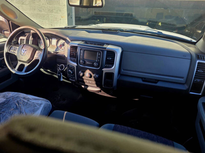 2015 RAM Ram 1500 Pickup Big Horn/Lone Star