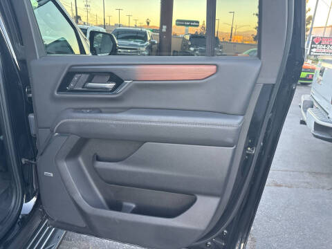 2025 GMC Yukon XL Denali