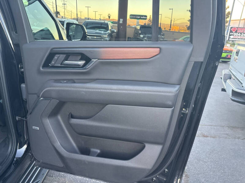 2025 GMC Yukon XL Denali