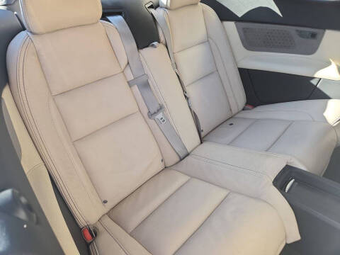 2011 Volvo C70 T5