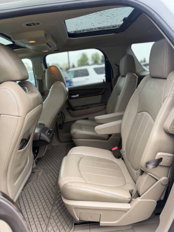 2016 GMC Acadia Denali