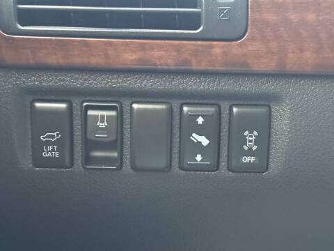 2010 Nissan Armada Platinum