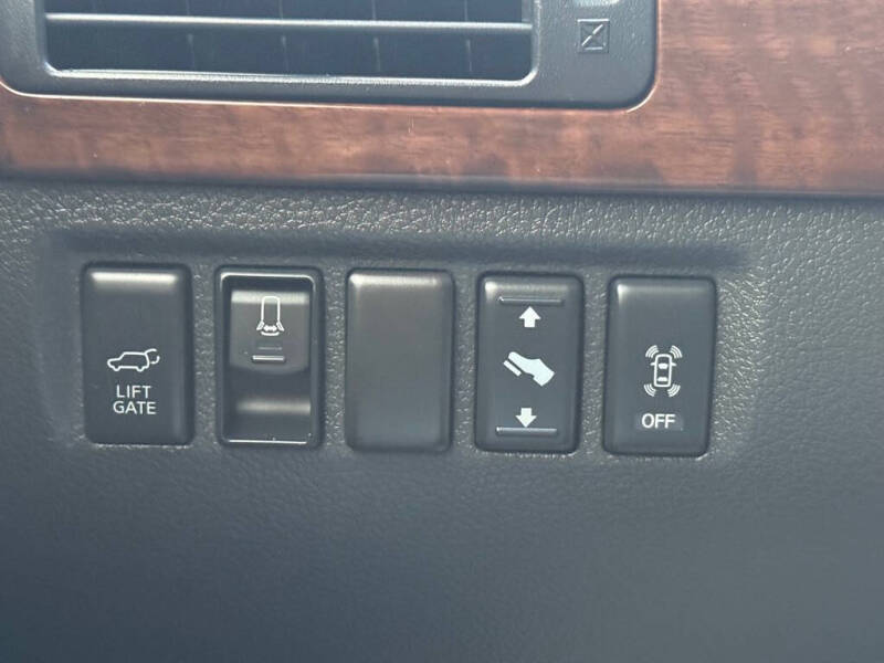 2010 Nissan Armada Platinum