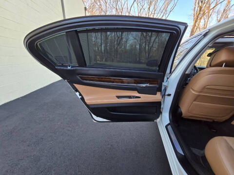 2013 BMW 7 Series 750Li xDrive