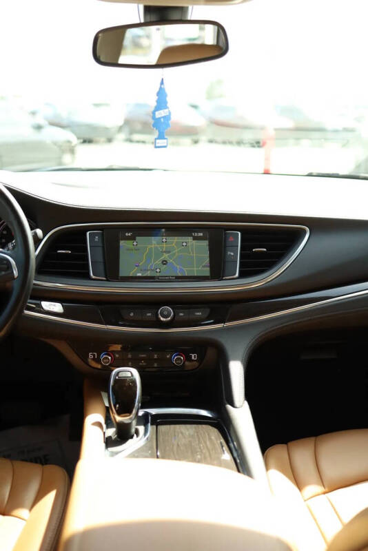 2018 Buick Enclave Essence
