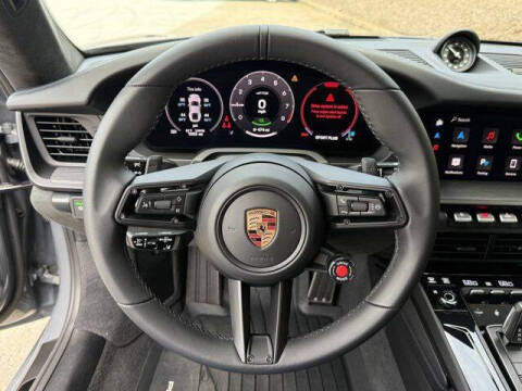 2025 Porsche 911 Carrera GTS