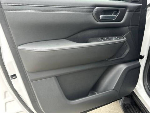 2025 Nissan Armada SV