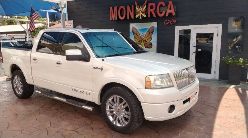 2008 Lincoln Mark LT
